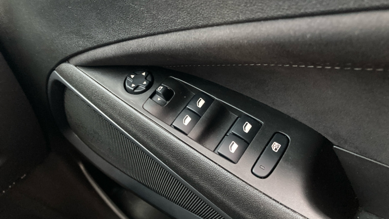 Vauxhall Crossland 1.2 Turbo [130] Ultimate 5dr Petrol Hatchback